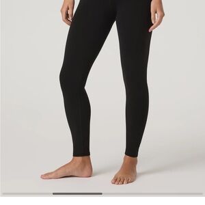 Vuori Women's Classic Black Leggings